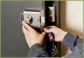 Anchor Locksmith Store Bryn Mawr, PA 610-235-0671 - change-locks-ervice